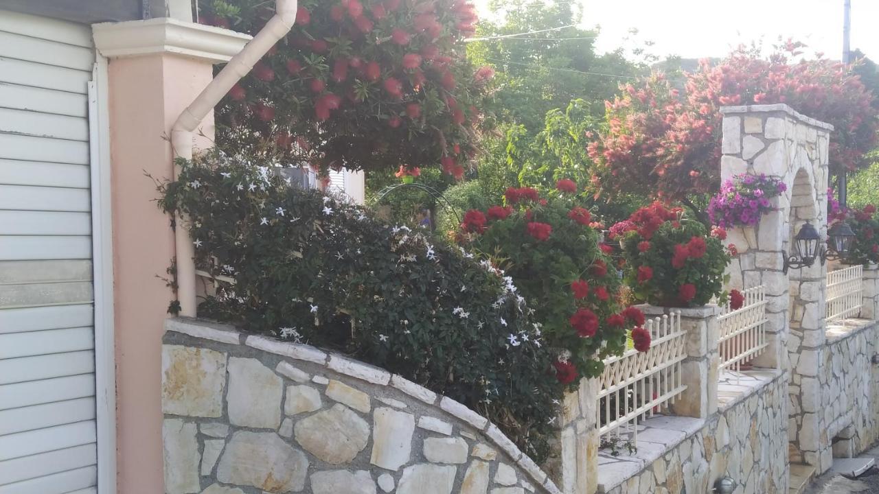 Summer Village House Popi Kanakádes Екстериор снимка