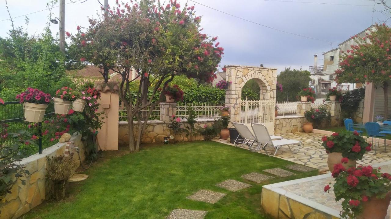 Summer Village House Popi Kanakádes Екстериор снимка