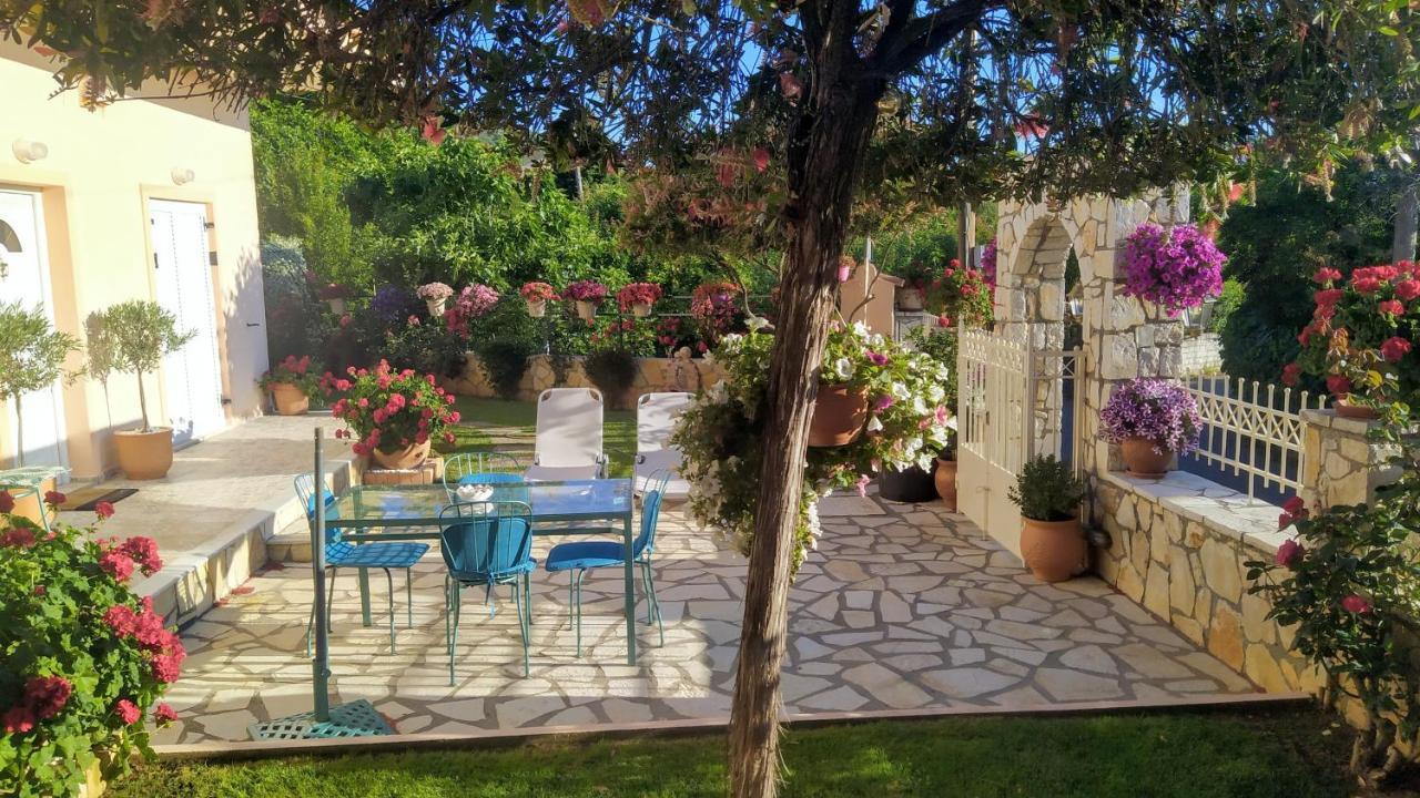 Summer Village House Popi Kanakádes Екстериор снимка