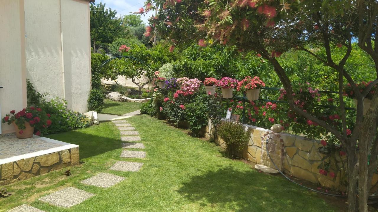 Summer Village House Popi Kanakádes Екстериор снимка