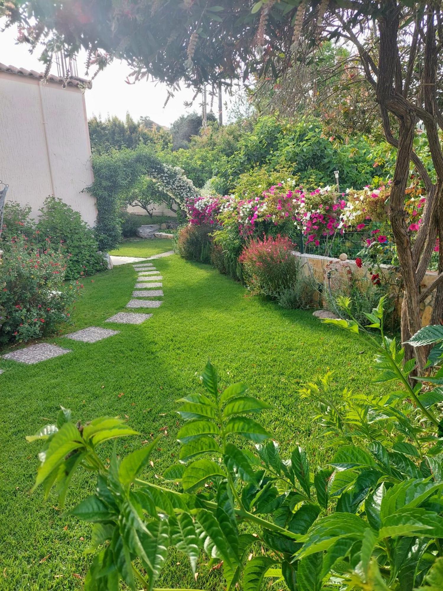 Summer Village House Popi Kanakádes Екстериор снимка