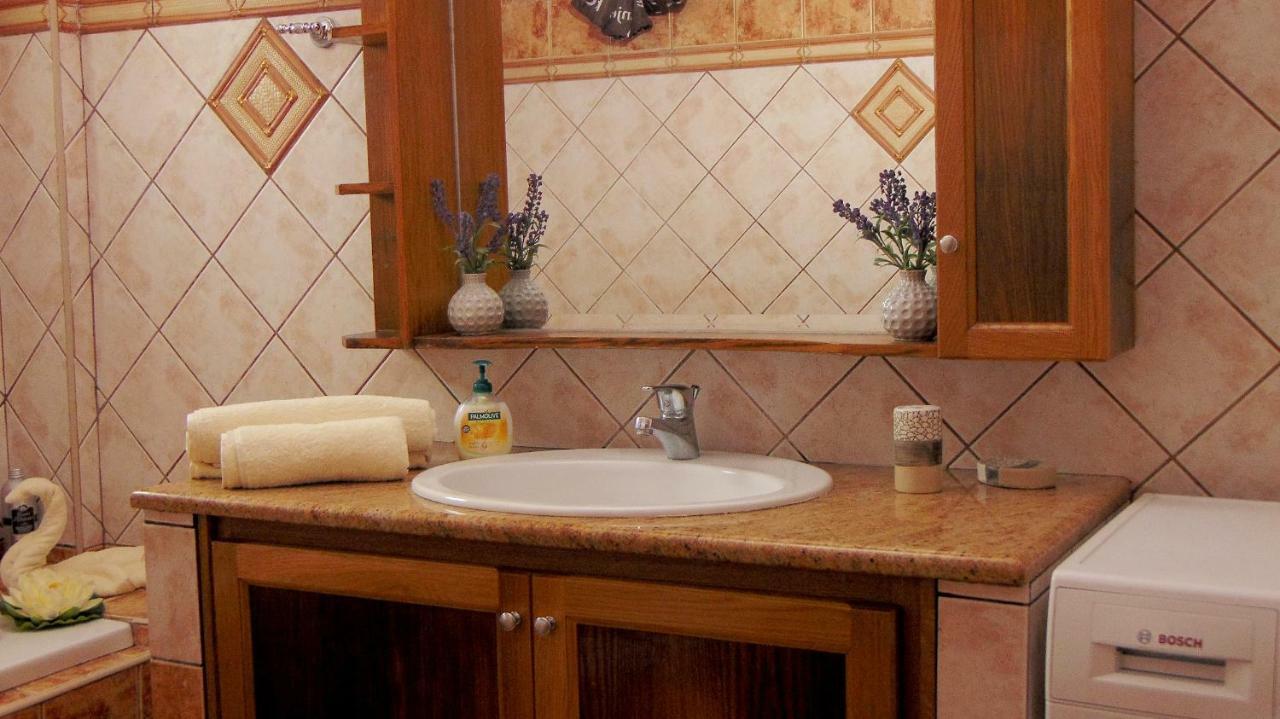 Summer Village House Popi Kanakádes Екстериор снимка