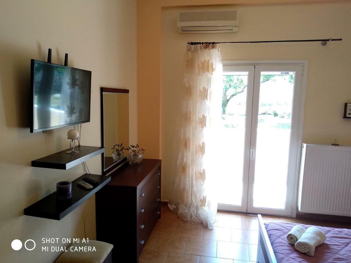 Summer Village House Popi Kanakádes Екстериор снимка